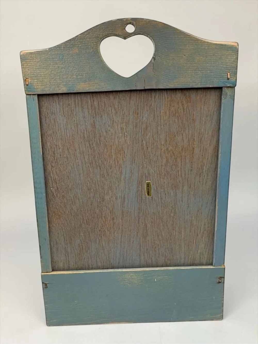 VTG Wooden Wall Mounted Key & Letter Holder w/ Sunbonnet Sue & Geese Wall Pocket